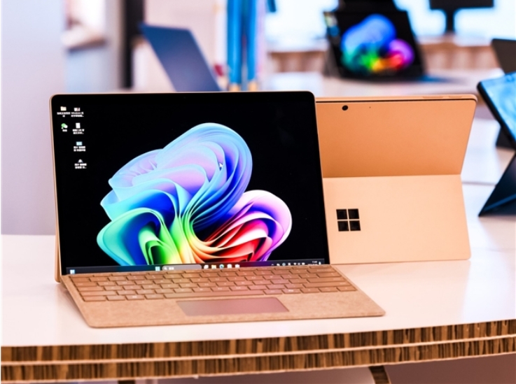 全新 Surface Pro 与 Surface Laptop 现已正式上市