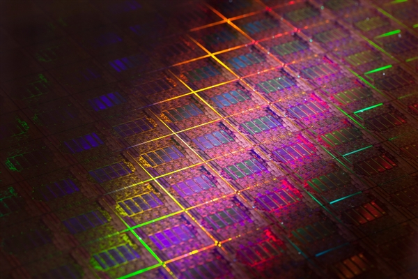 Intel前董事道破代工困局