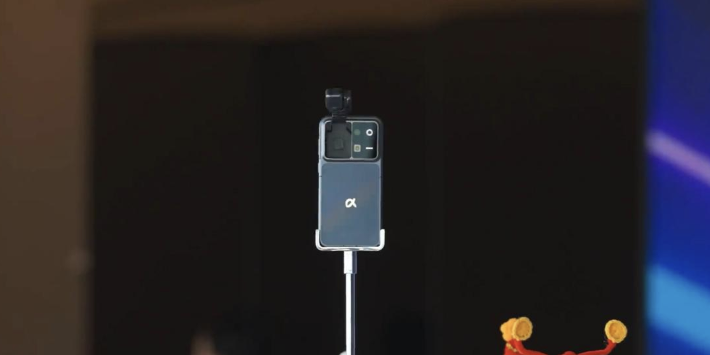 荣耀宣布将发布公司首款人形机器人