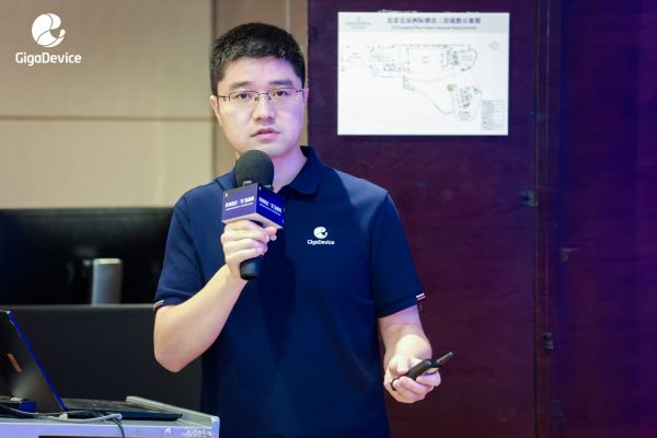 李孝剑.jpg 李孝剑.jpg
