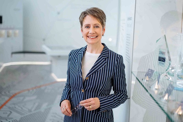 配图4：英飞凌科技奥地利股份公司首席执行官Sabine Herlitschka.jpg